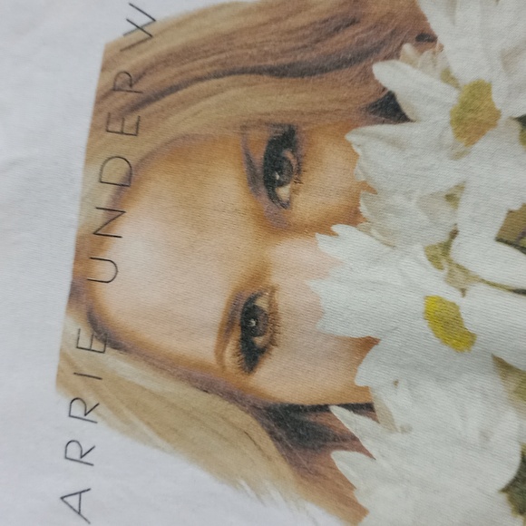 Carrie Underwood Play On Tour Band T-Shirt UNISEX - Picture 2 of 6